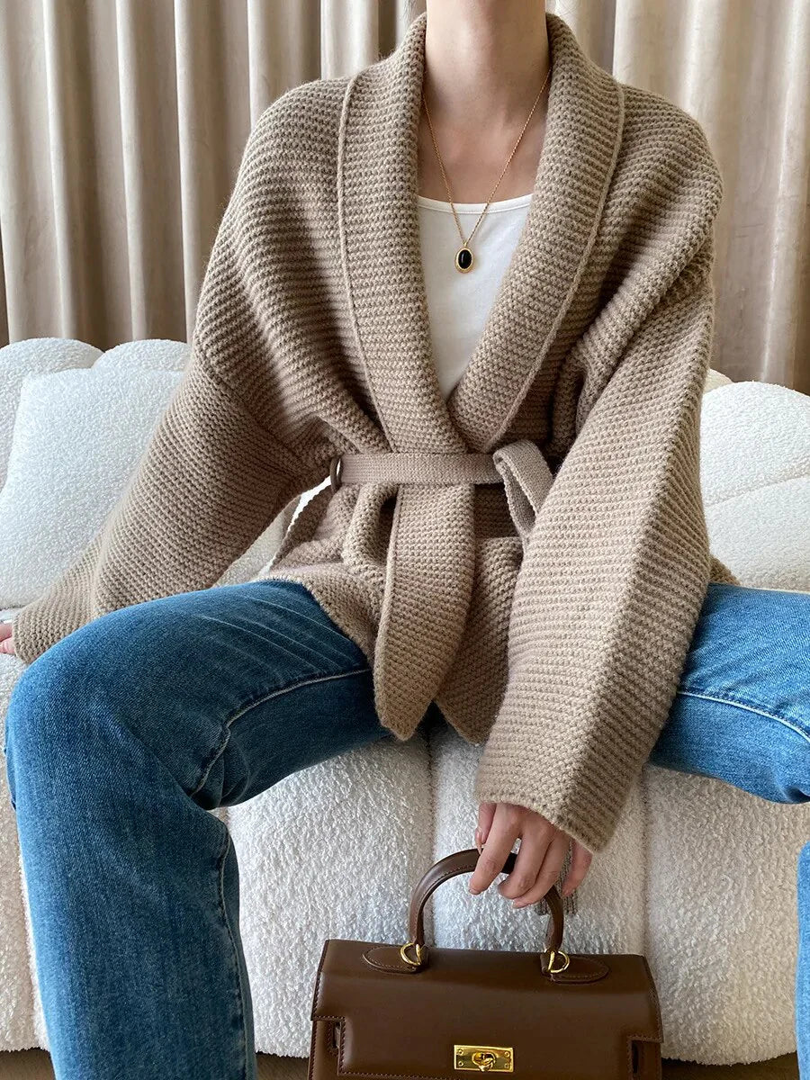 'Sofa' Cardigan - - DYAVOR®