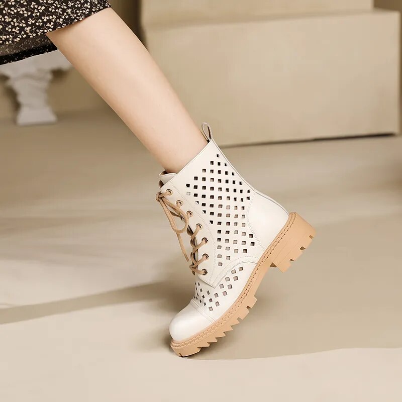 'Biona' Boots - - DYAVOR®