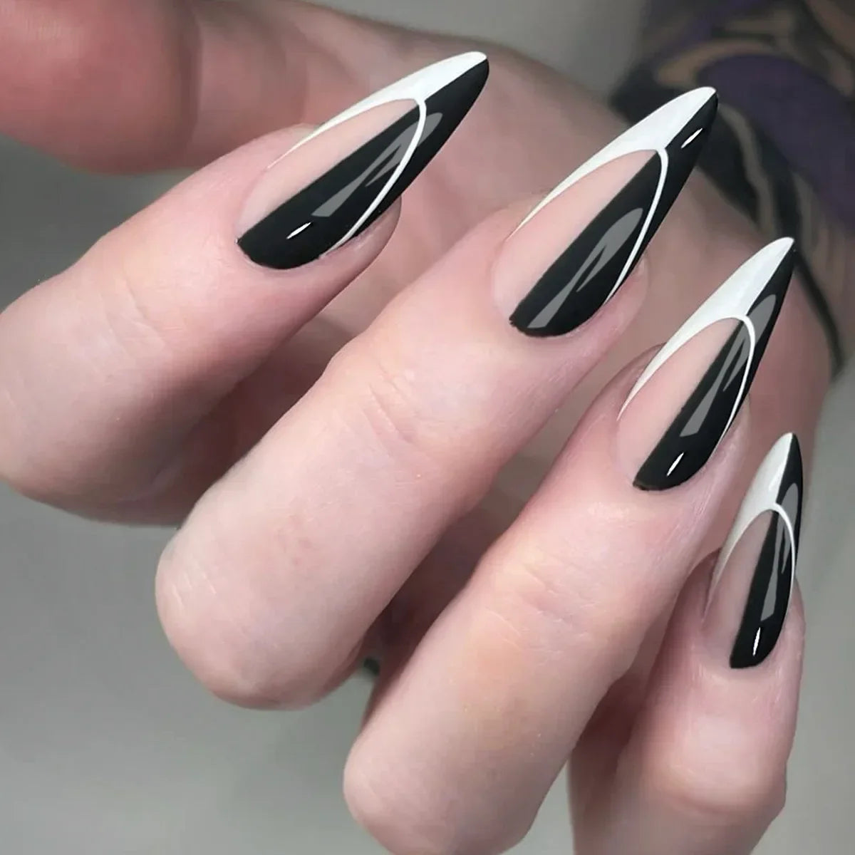 24Pcs Frosting False Nail almond with Golden Glitter Designs French Rhinestone Manicure Stiletto Fake Nails Set Press on Nails - - DYAVOR®