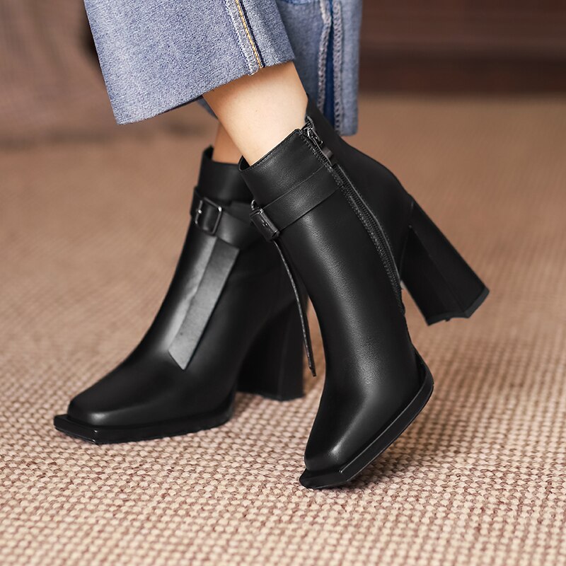 'Refida' Boots - - DYAVOR®