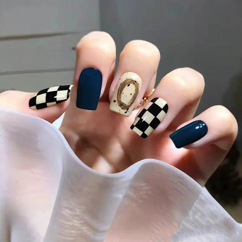 Short Press On Nails - - DYAVOR®