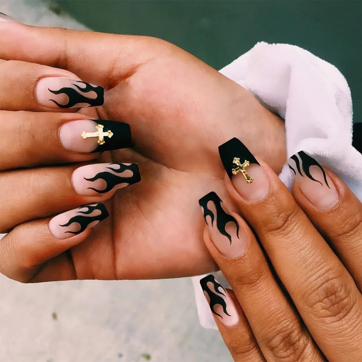 24Pcs Long Coffin False Nails Glitter Fake Nail with Rhinestones Press on Nails Full Cover Nail Tips Detachable Fake Fingernails - - DYAVOR®