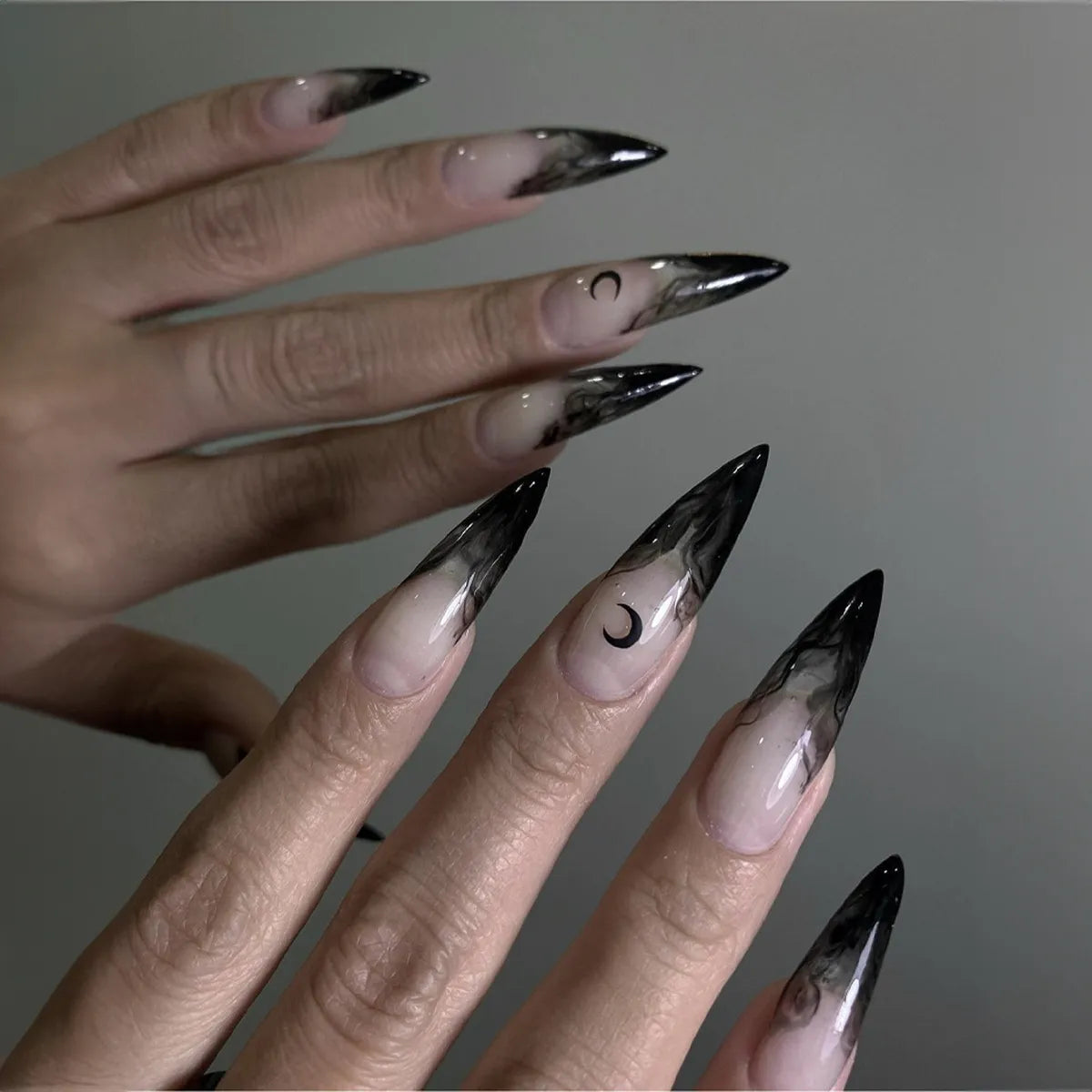 24Pcs Extra Long Stiletto False Nails Pointy French Fake Nails Glitter Detachable Almond Press on Nails Full Cover Nail Tips - - DYAVOR®
