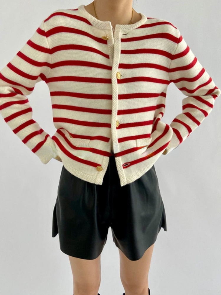 'Dora' Cardigan - - DYAVOR®