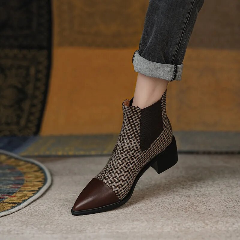 'Astella' Boots - - DYAVOR®