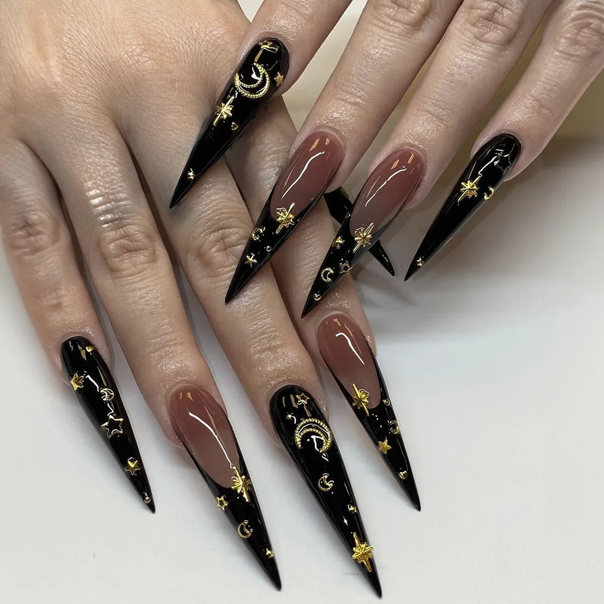 24Pcs Extra Long Stiletto False Nails Pointy French Fake Nails Glitter Detachable Almond Press on Nails Full Cover Nail Tips - - DYAVOR®