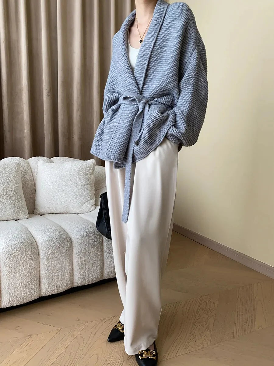 'Sofa' Cardigan - - DYAVOR®