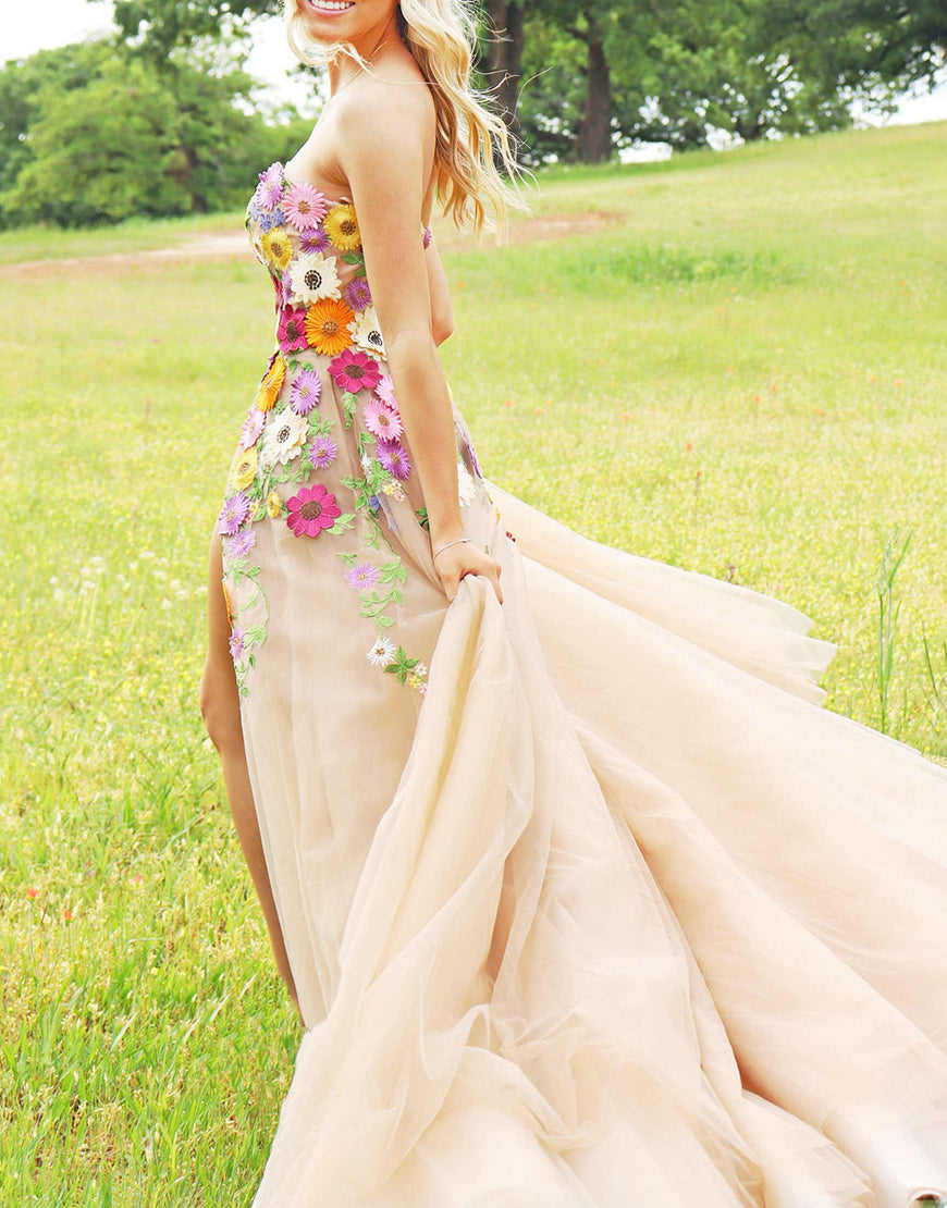 Adeline | Champagne A Line Sweetheart Flower Long Prom Dress With Appliques - Prom Dress - DYAVOR®