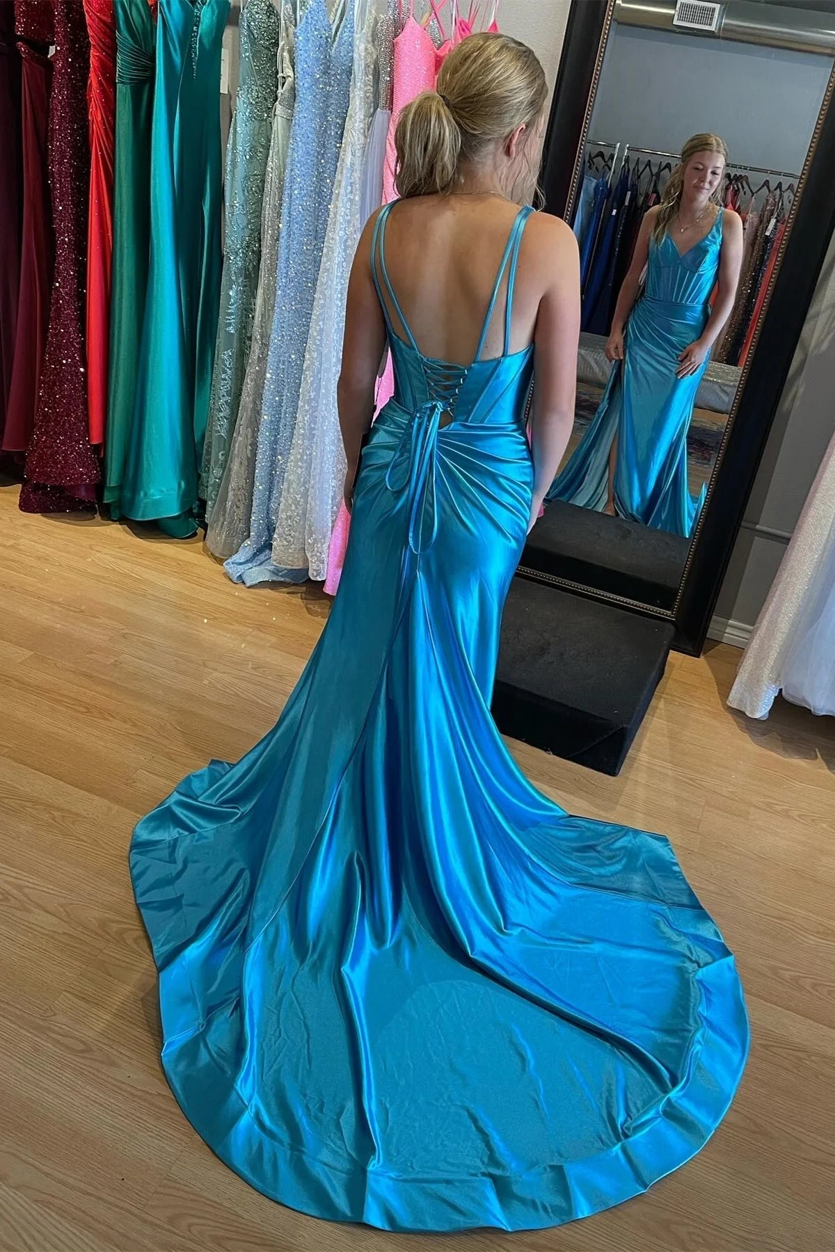 Lara | Grape Mermaid Satin V Neck Long Prom Dress with Slit - Prom Dress - DYAVOR®