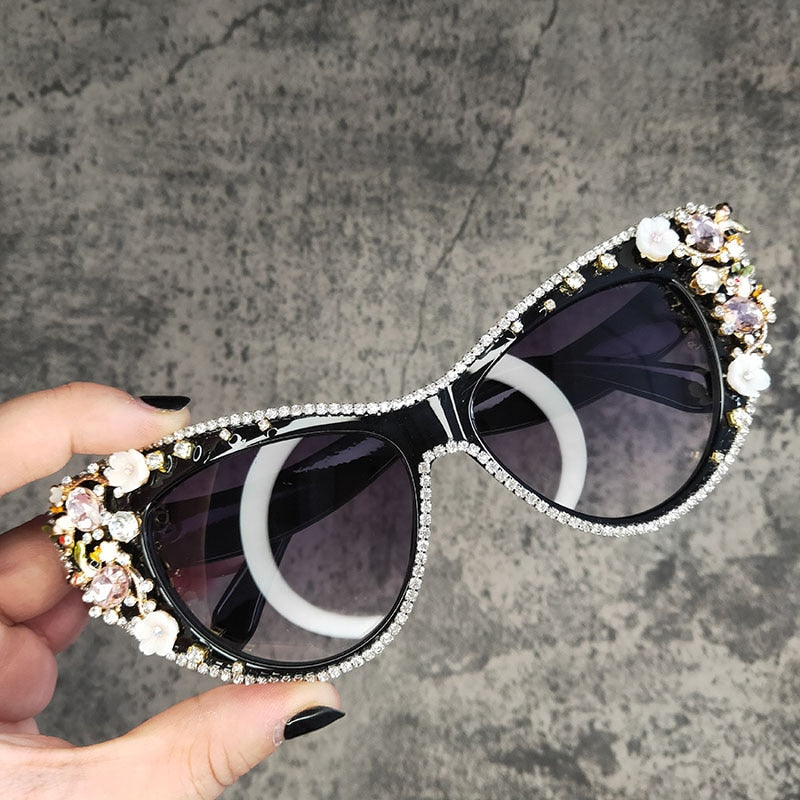 Women's Luxury Retro Glitter Crystal Shades Cat Eyes Sunglasses - Women Sunglasses - DYAVOR®