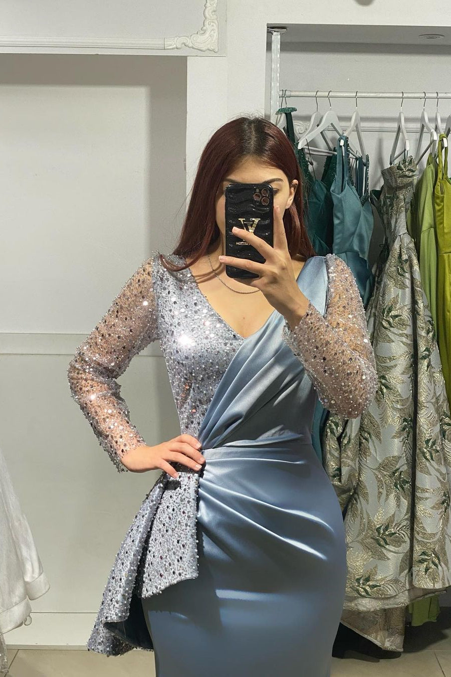 Charming Long V-Neck Long Sleeves Mermaid Prom Dress With Rhinestone - Prom Dresses - DYAVOR®