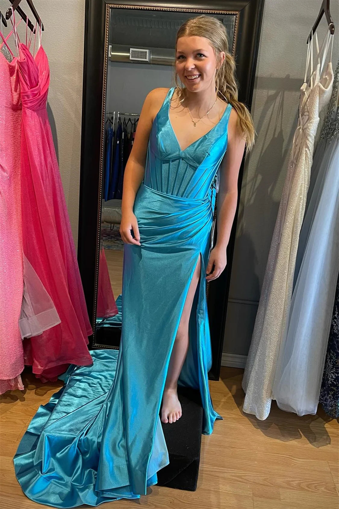 Lara | Grape Mermaid Satin V Neck Long Prom Dress with Slit - Prom Dress - DYAVOR®