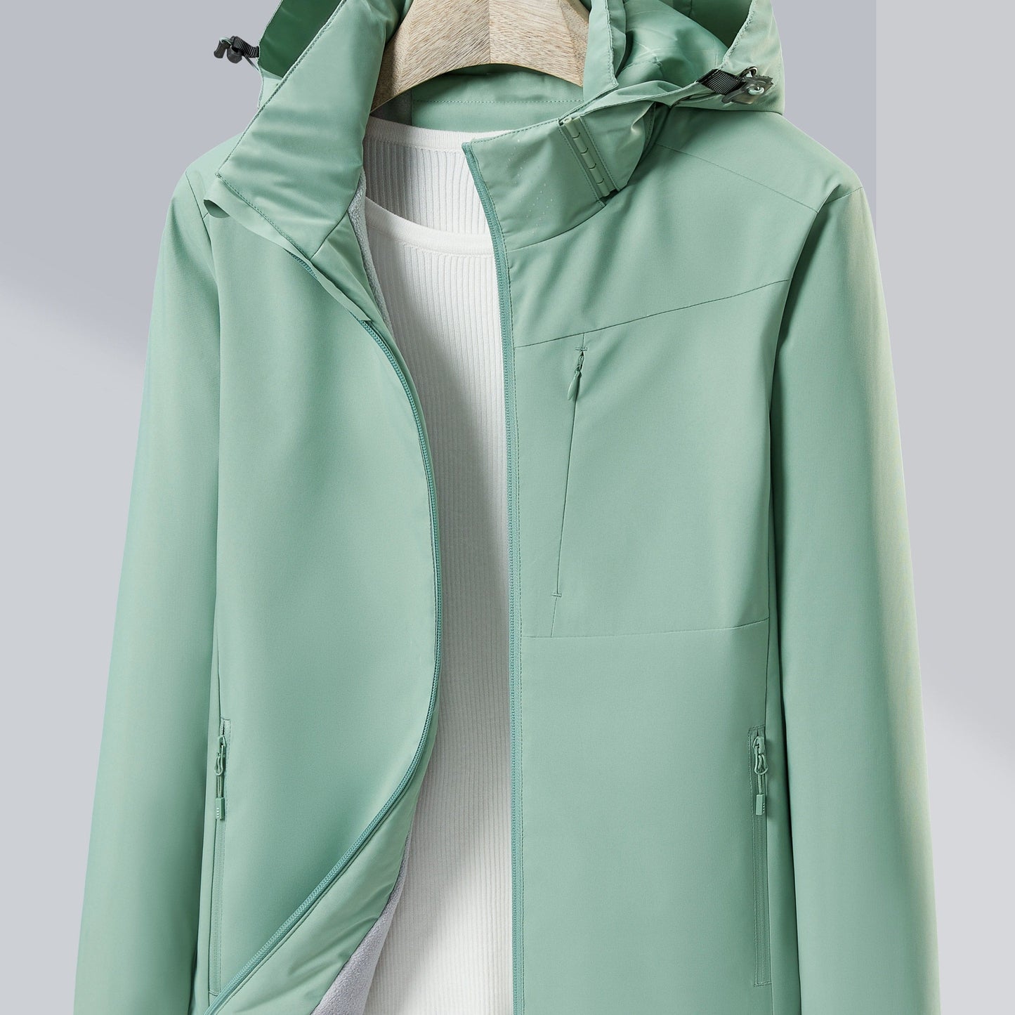 Evelien | Windproof and waterproof outdoor jacket with polar fleece lining and hood - 07/112024 1 - DYAVOR®