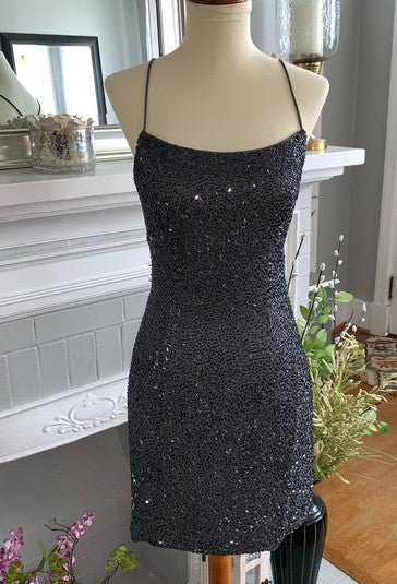 Guinevere |Bodycon Scoop Neck Beaded Satin Homecoming Dress - Homecoming Dress - DYAVOR®
