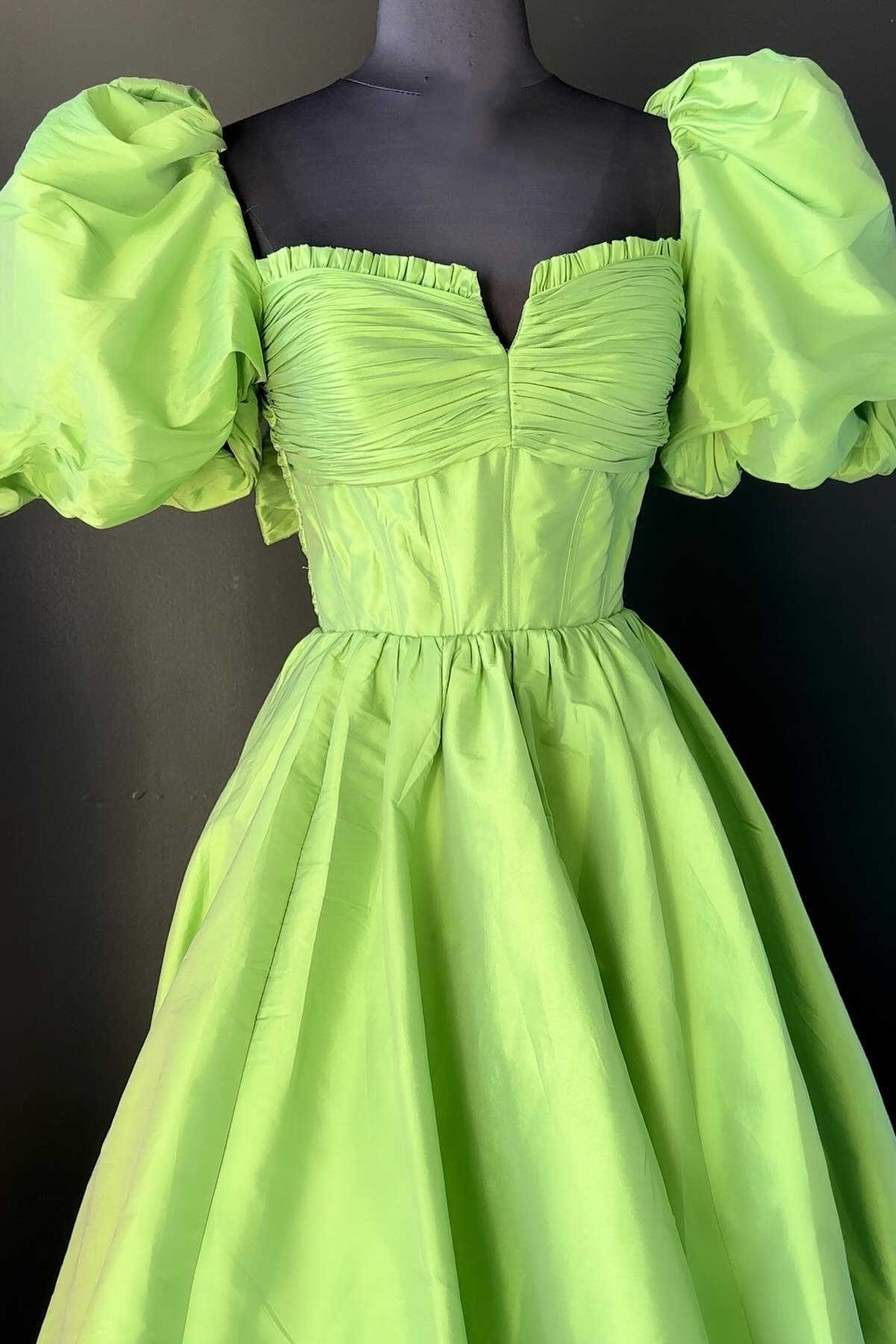 Lynette | Square Neck Fuchsia Puff Sleeves A-Line Prom Dress - Prom Dress - DYAVOR®