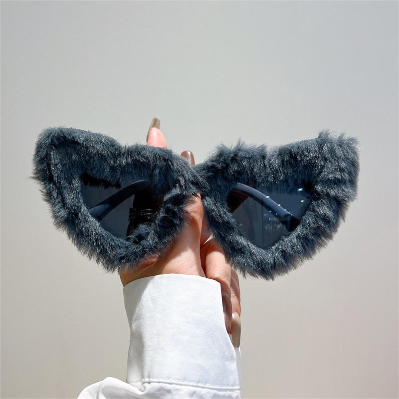 Unisex Heart Shaped Furry Fashion Vintage Retro Style UV400 Sunglasses - Unisex Sunglasses - DYAVOR®