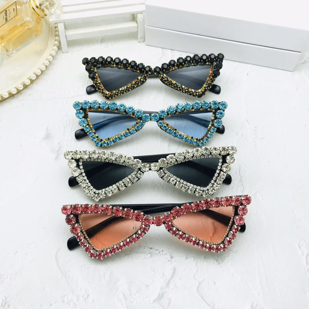 Women's Fashion Gradient Crystal Shades Luxury Cat Eyes Sunglasses - Women Sunglasses - DYAVOR®