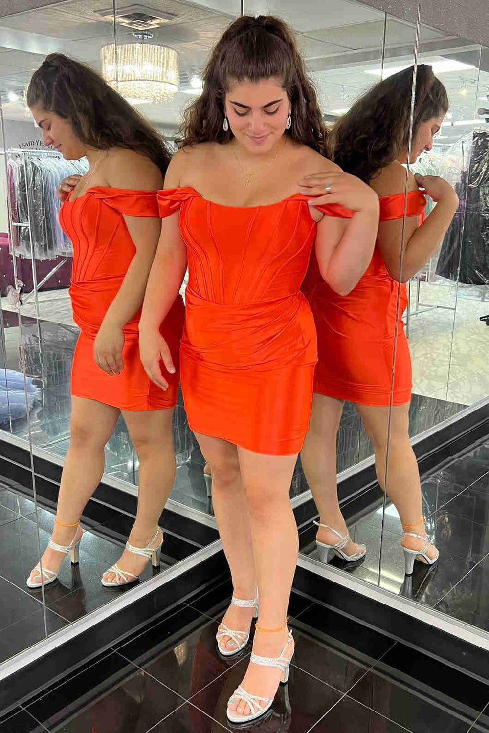 Ariana |Sheath Off the Shoulder Satin Homecoming Dress - Homecoming Dress - DYAVOR®