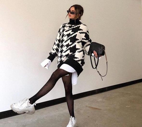 'Oversized' Sweater - - DYAVOR®