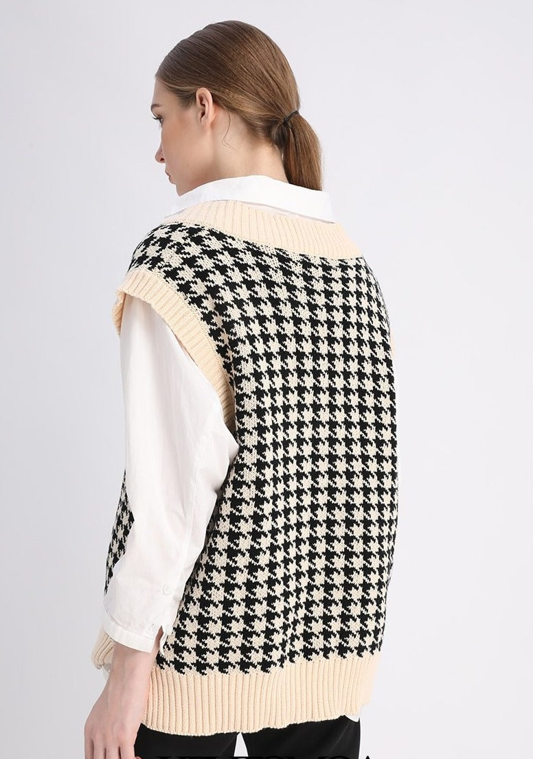 'Tomanya' Sweater - - DYAVOR®