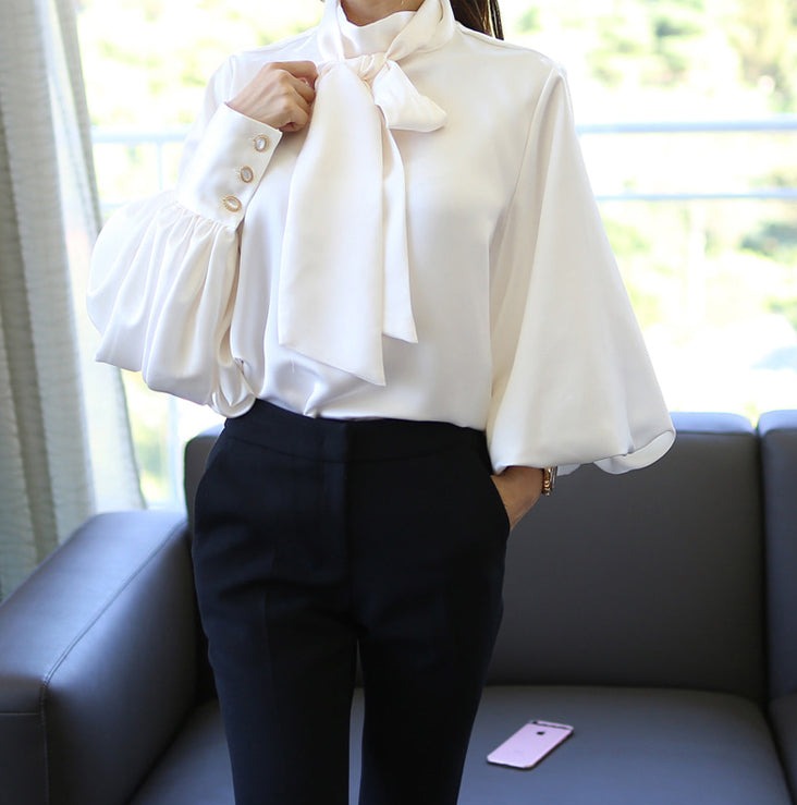 'Lucie' Blouse - - DYAVOR®