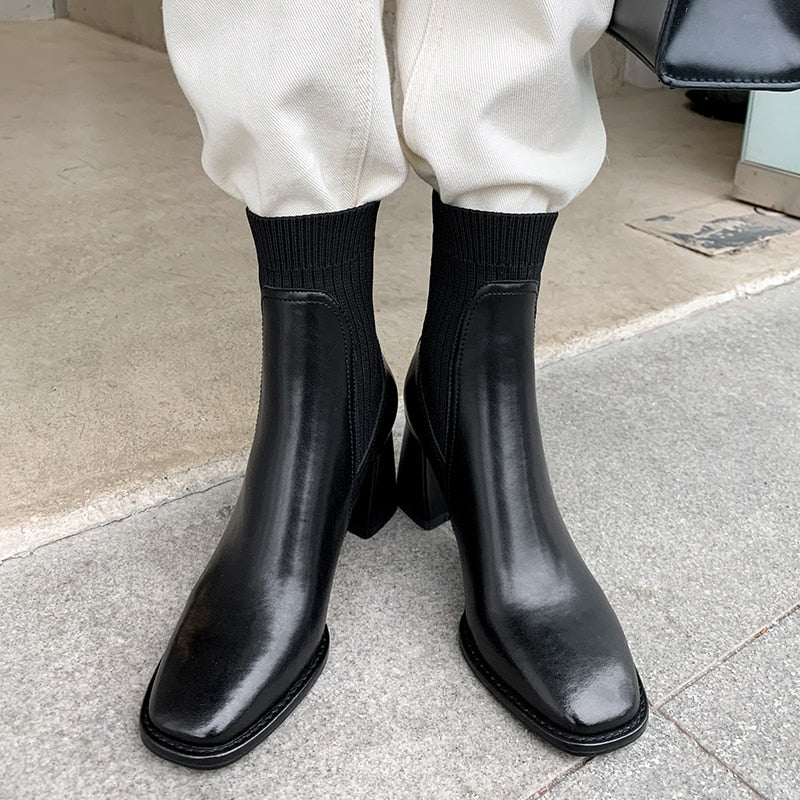 'Anuka' Boots - - DYAVOR®
