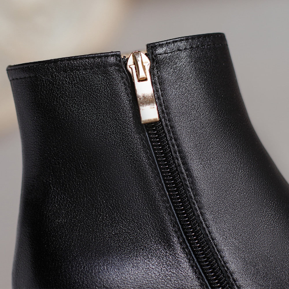 'Anita' Boots - - DYAVOR®