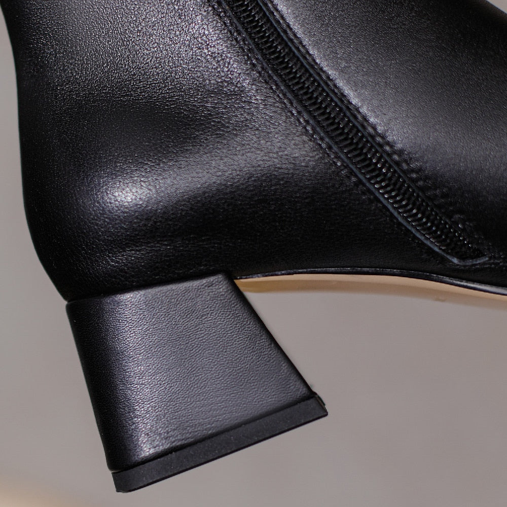 'Anita' Boots - - DYAVOR®