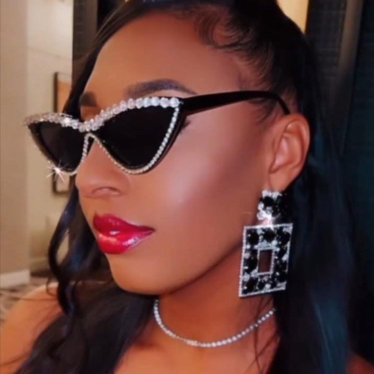 Women's Sexy Small Bling Crystal Diamond Decor Cat Eye Sunglasses - Women Sunglasses - DYAVOR®