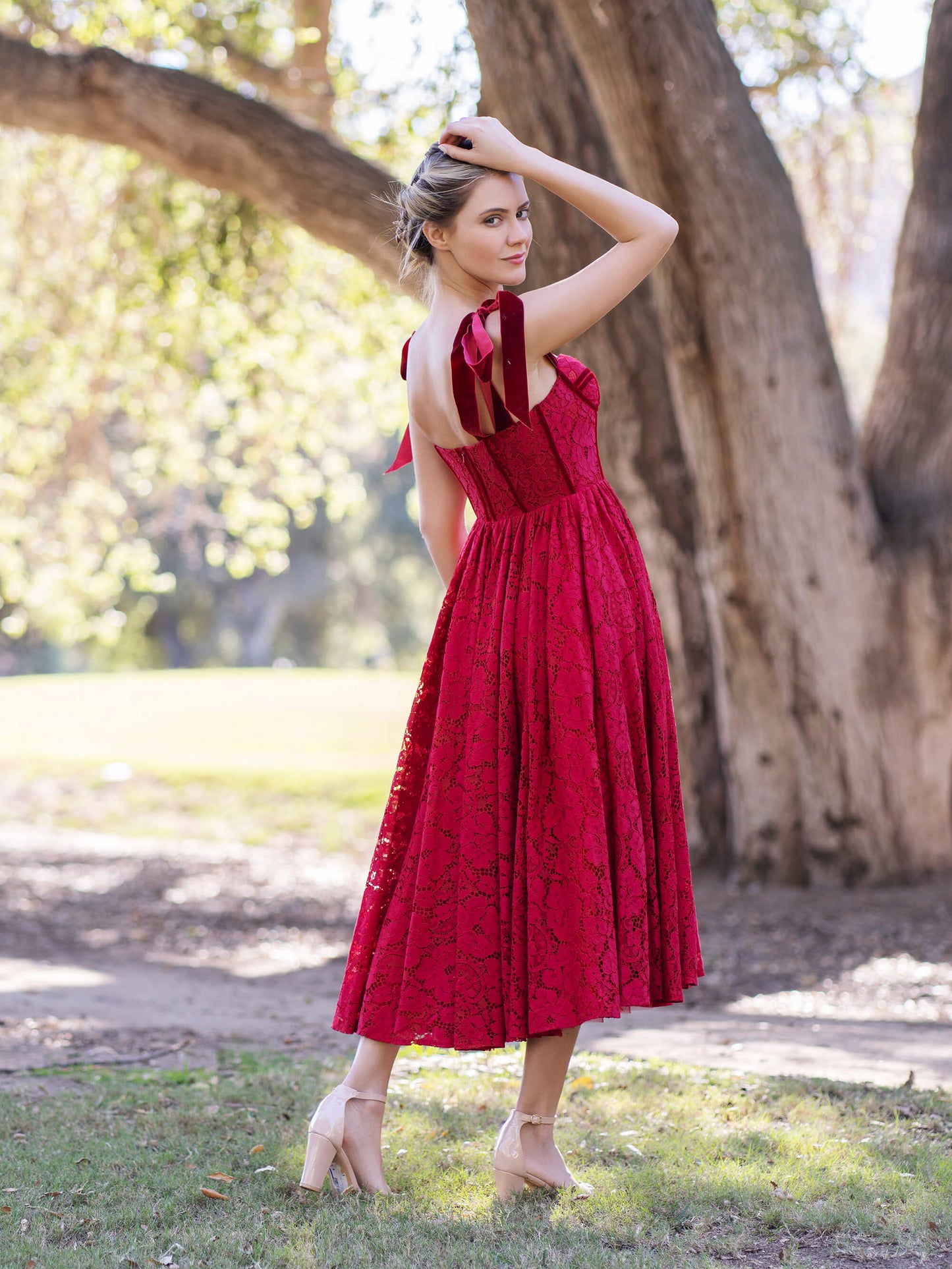 Corset Bow Straps Tea Length Lace Prom Dress - Prom Dresses - DYAVOR®