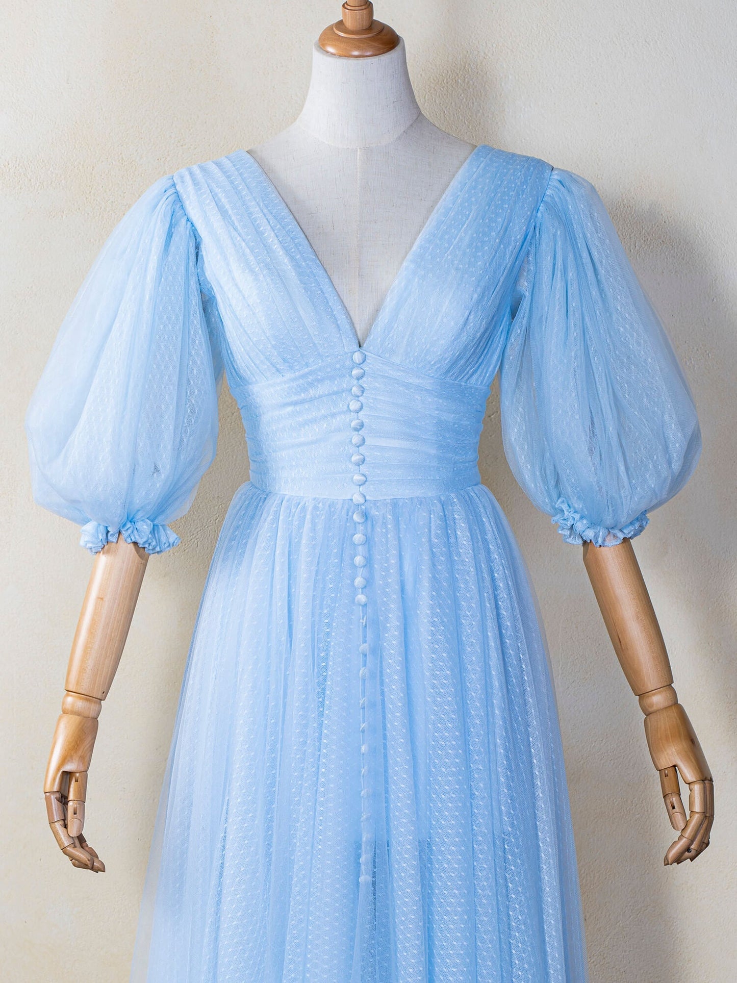 V-neck Maxi Length Tulle Prom Dress - Prom Dresses - DYAVOR®