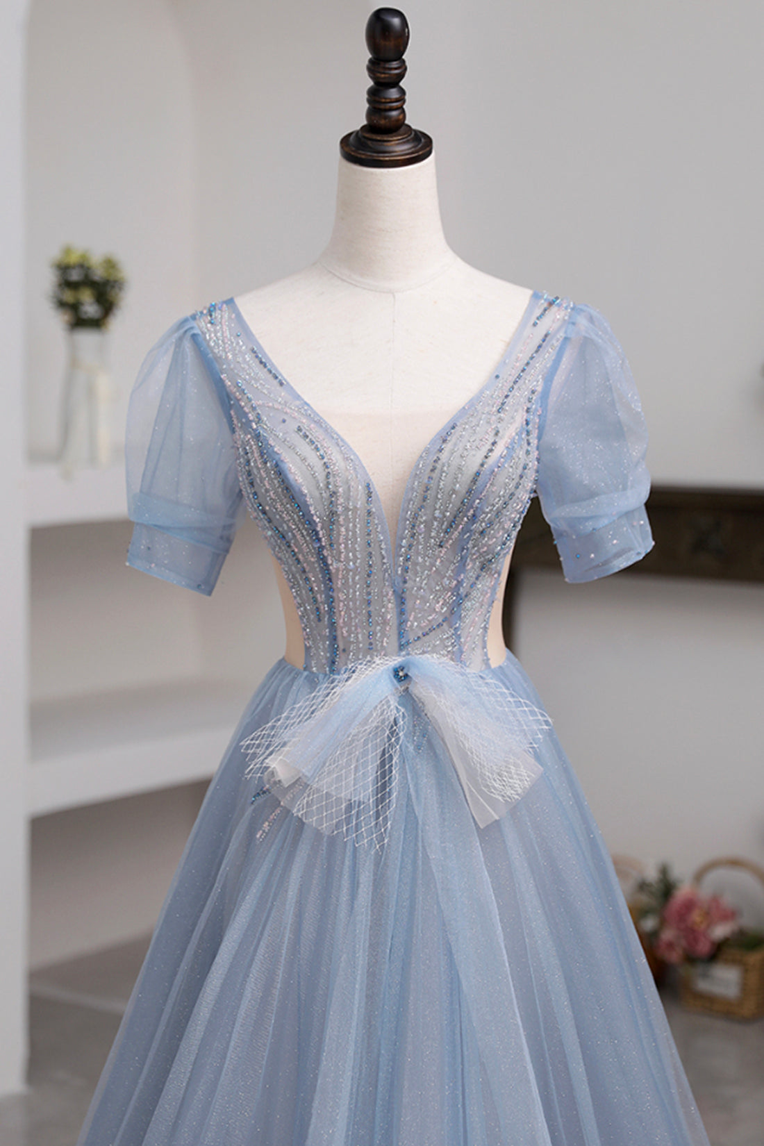 Khaleesi | Blue Short Sleeve Tulle Floor Length Prom Dress with Beaded - Prom Dress - DYAVOR®