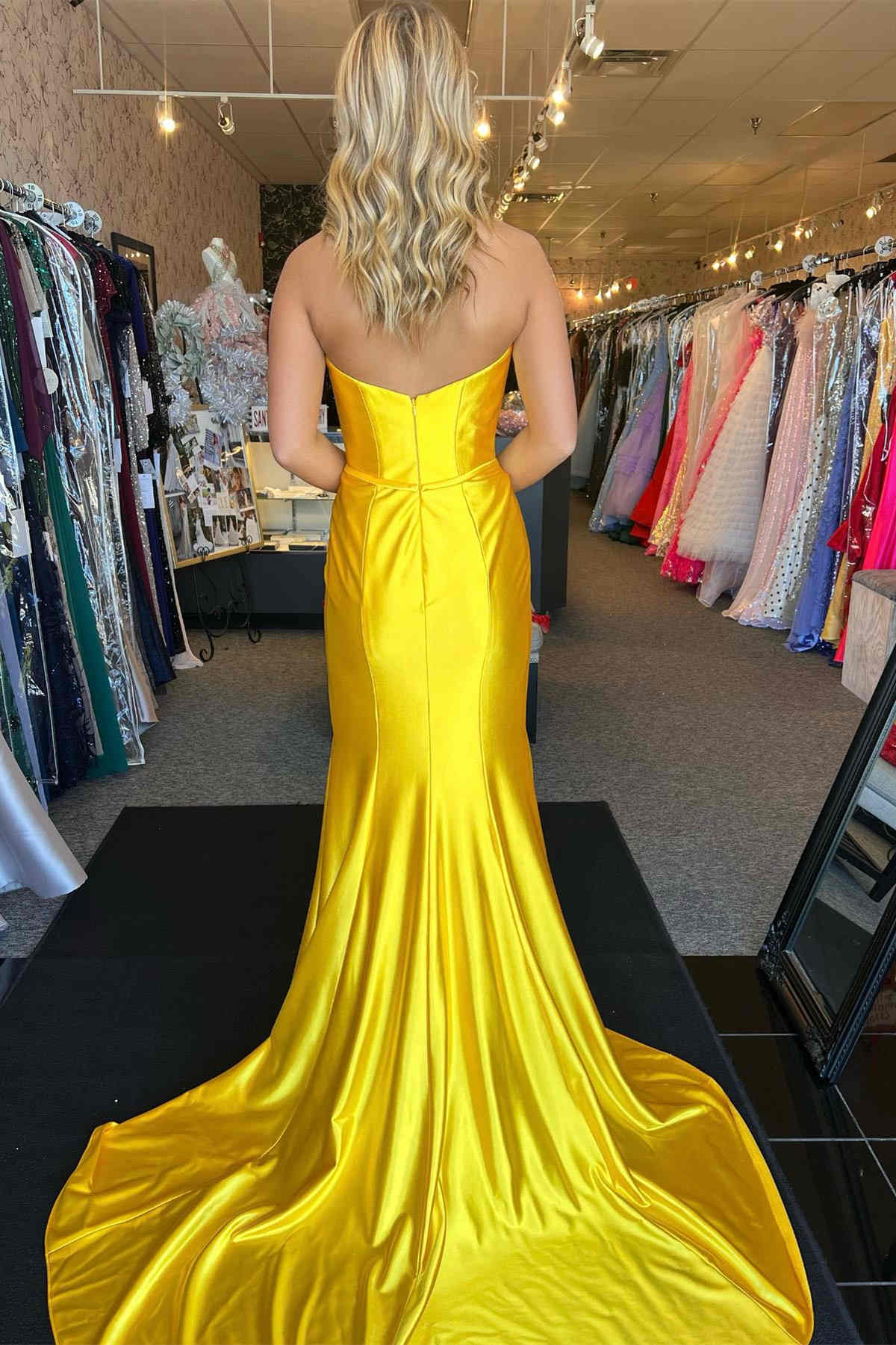 Penny | Red Strapless Bow Mermaid Long Prom Dress - Prom Dresses - DYAVOR®