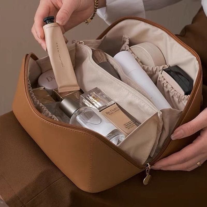 Large Capacity Travel Cosmetic Bag - - DYAVOR®
