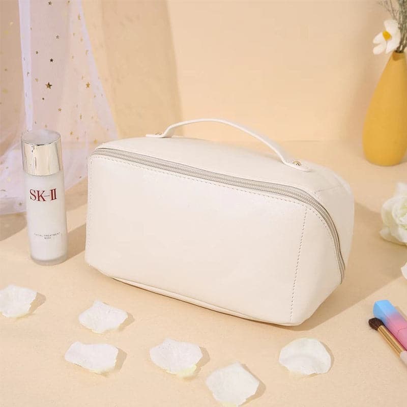 Large Capacity Travel Cosmetic Bag - - DYAVOR®