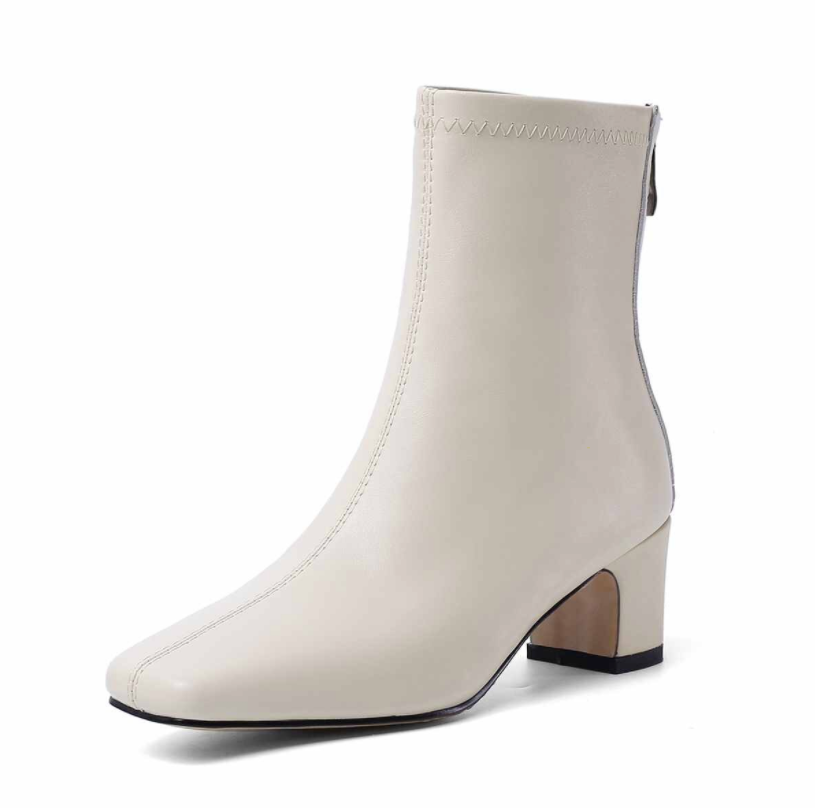 Amelie Boots Ankle Length - Boots - DYAVOR®