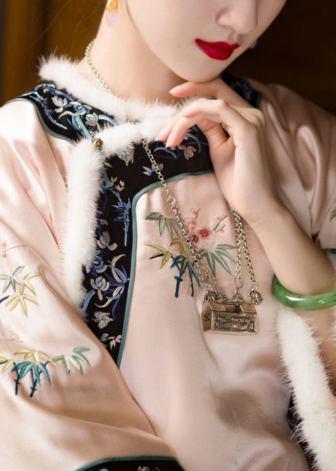 Cute O-Neck Embroideried Floral Thick Silk Cheongsam Long Sleeve - Down Jackets - DYAVOR®