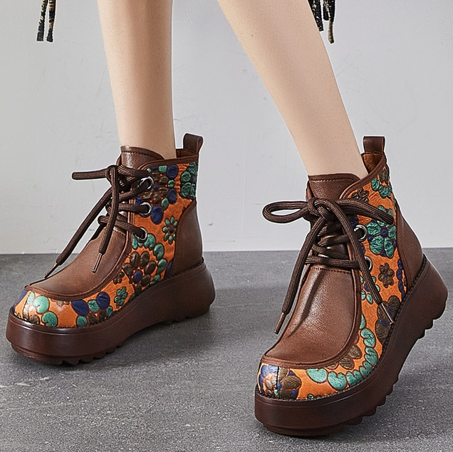 Enriqueta Women's Booties - Booties - DYAVOR®
