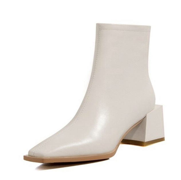 Raida Boots Ankle Height - Boots - DYAVOR®
