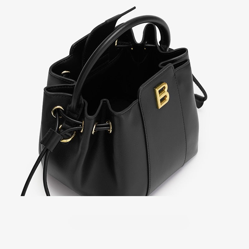 Small Everyday Women's Bucket Bag - Handbags - DYAVOR®