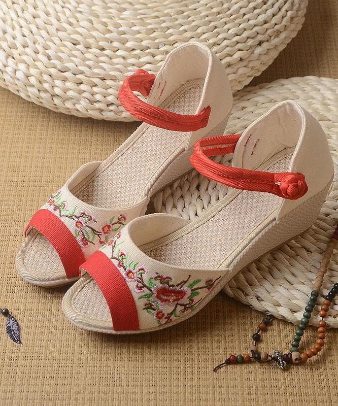 White Embroideried Sandals SplicingBuckle Strap Wedge Sandals - Sandals - DYAVOR®