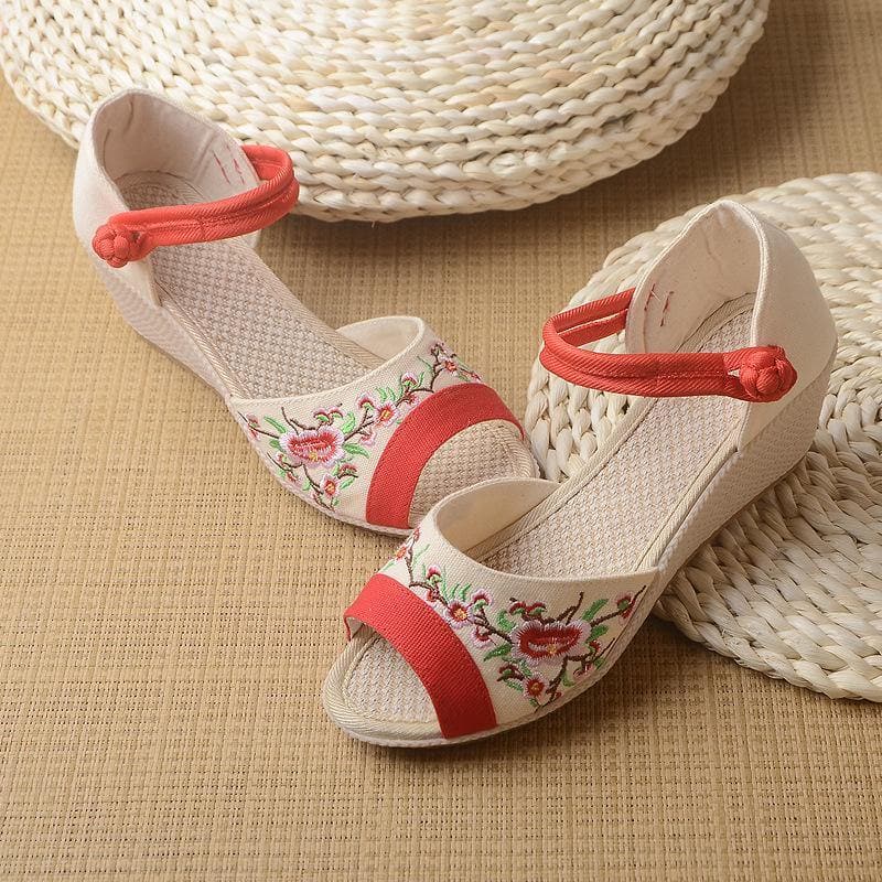 White Embroideried Sandals SplicingBuckle Strap Wedge Sandals - Sandals - DYAVOR®