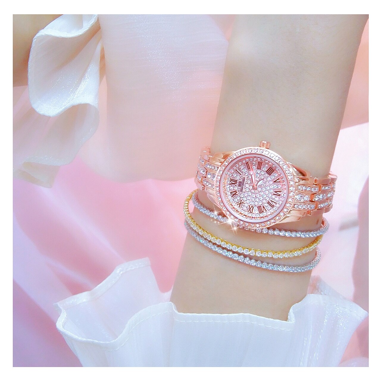Hip Hop Luxury Women's Small Diamond Decor Silver Bracelet Wristwatch - Watches for Women - DYAVOR®