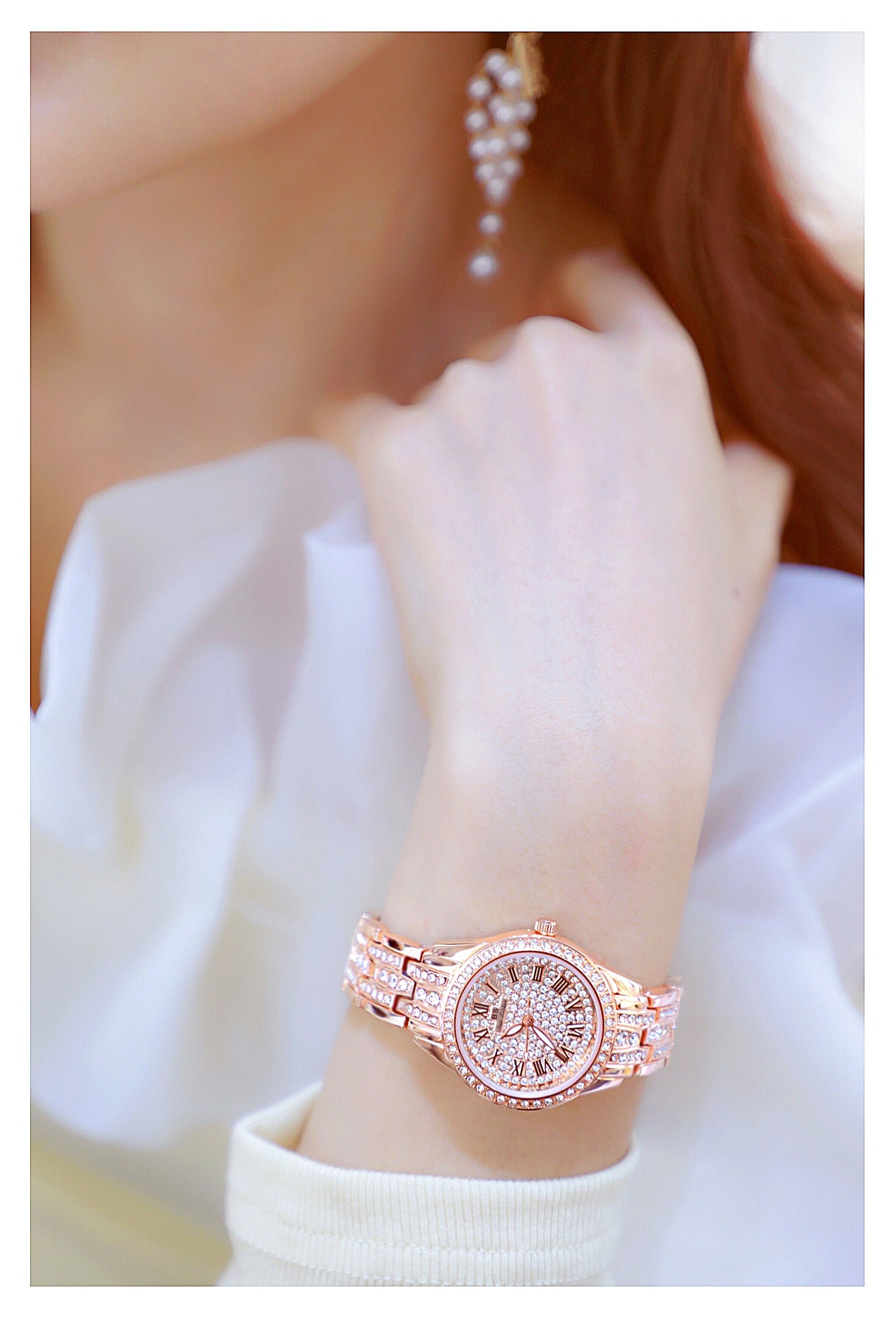 Hip Hop Luxury Women's Small Diamond Decor Silver Bracelet Wristwatch - Watches for Women - DYAVOR®