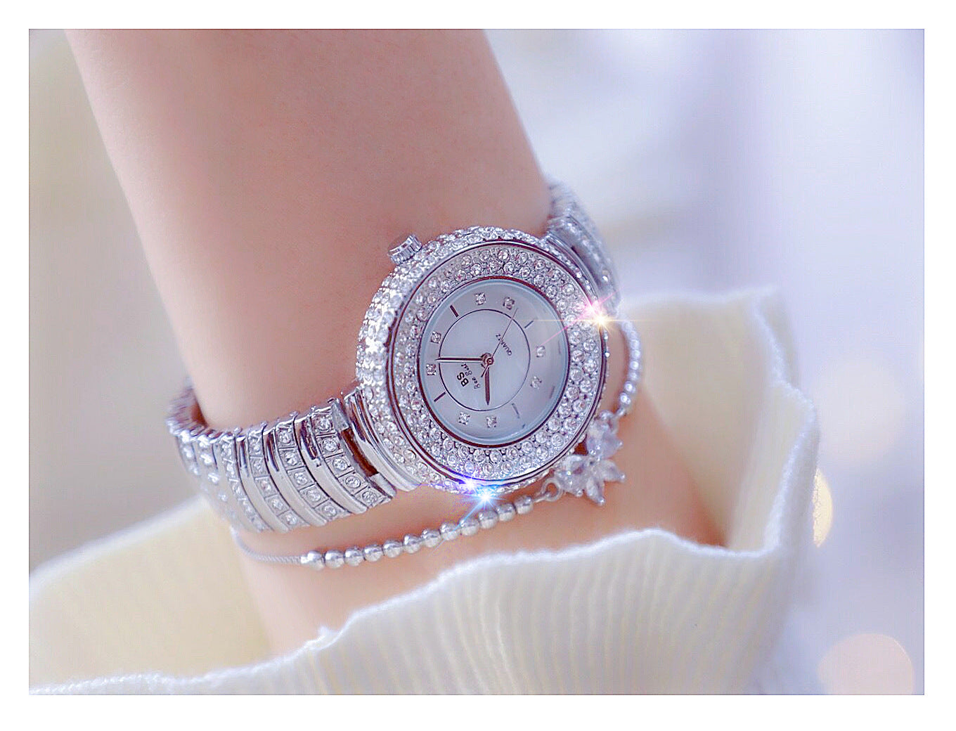 Hip Hop Women's Stainless Steel Silver Diamond Decor Quartz Wristwatch - Watches for Women - DYAVOR®