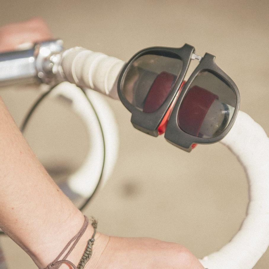 Slap Wrist Sunglasses - Sunglasses - DYAVOR®