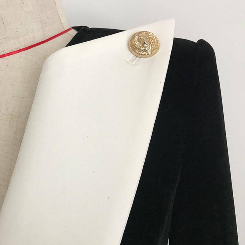 The Adrianna Slim Fit Blazer - - DYAVOR®