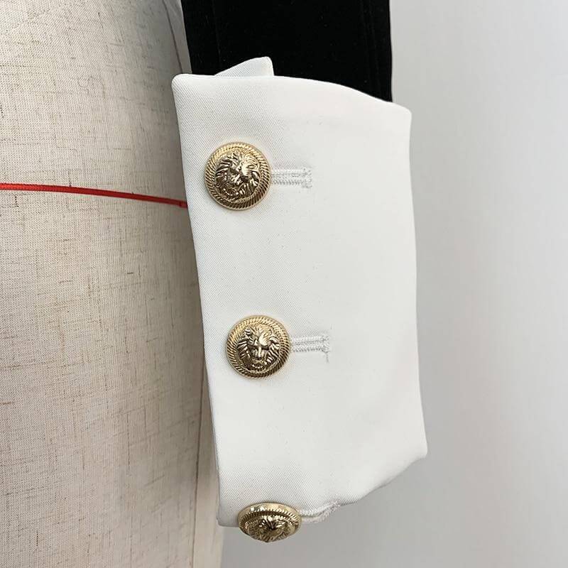 The Adrianna Slim Fit Blazer - - DYAVOR®