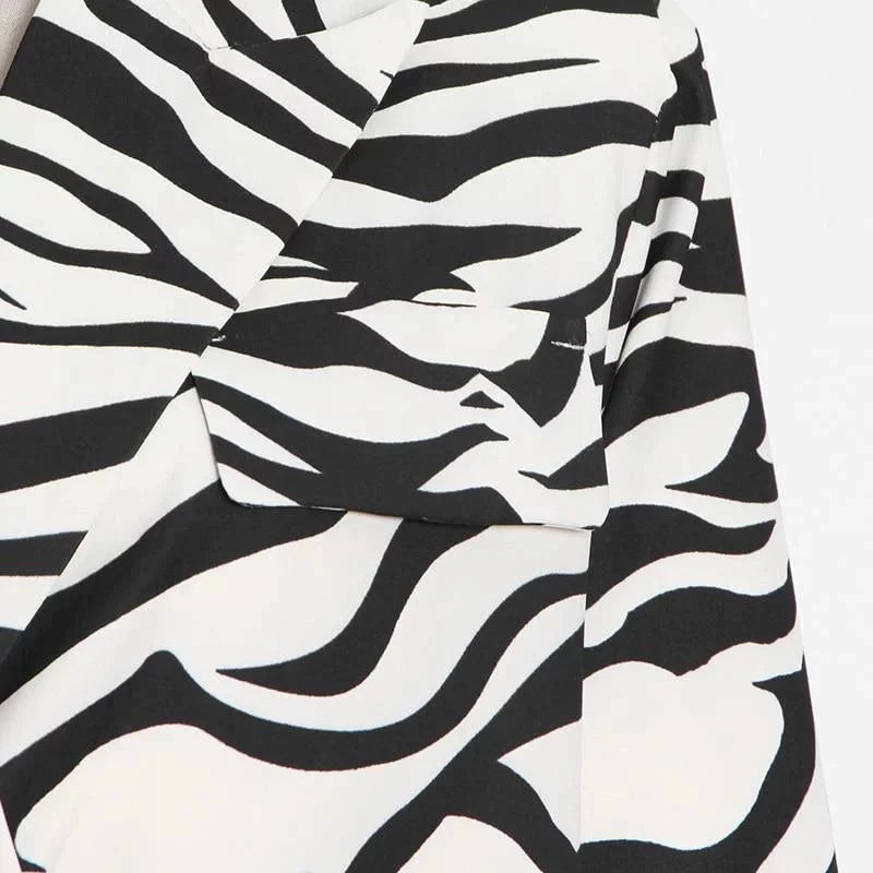 The Zebra Long Tail Blazer - - DYAVOR®
