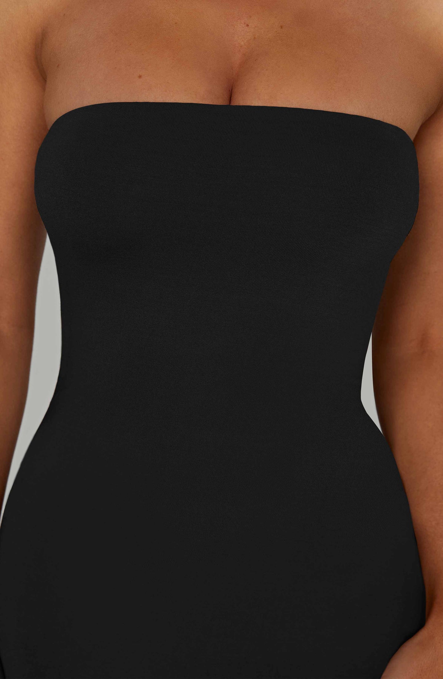 Teyana Maxi Dress - Black - Dress - DYAVOR®